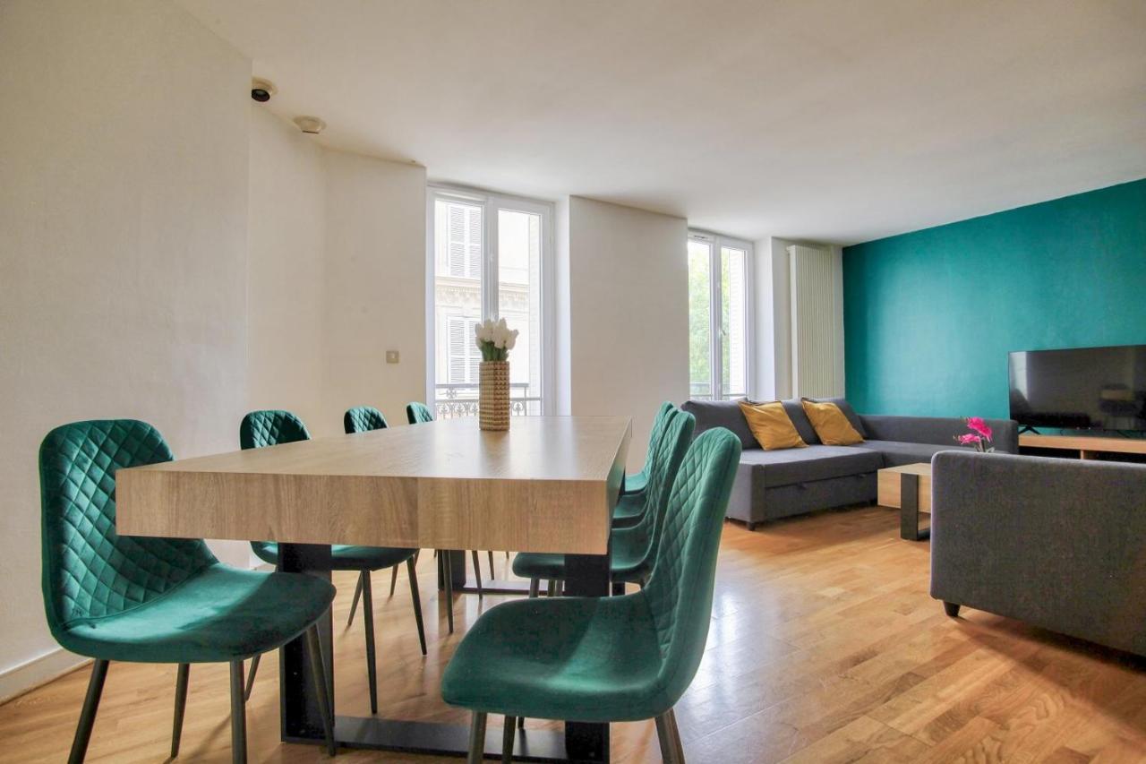 2 Bedrooms Tour Eiffel Breteuil Paris Exterior foto