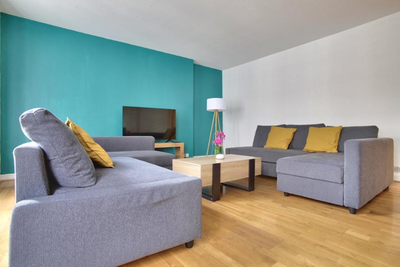 2 Bedrooms Tour Eiffel Breteuil Paris Exterior foto